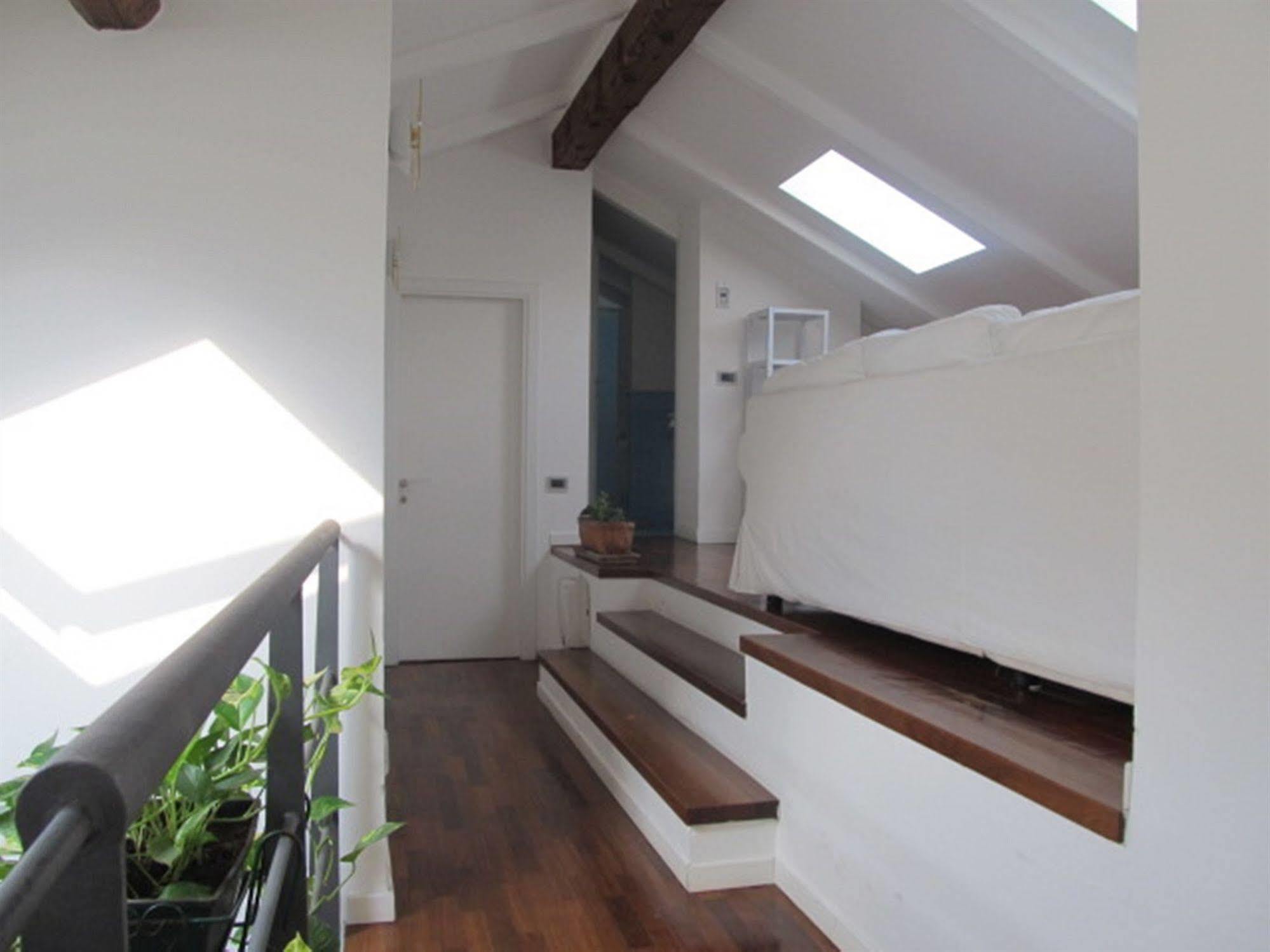 Bed and Breakfast Gioia House à Milan Extérieur photo